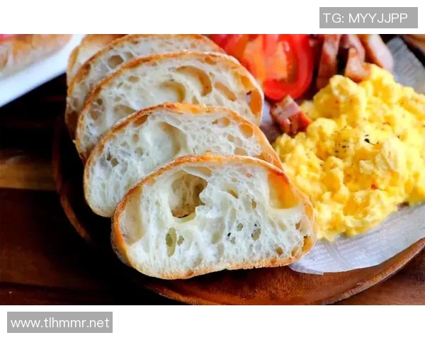 创新蛋糕面包制作技艺探索与风味搭配新趋势解析 创新蛋糕面包制作技艺探索与风味搭配新趋势解析