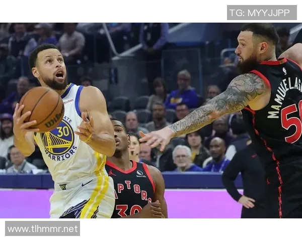 2015年常规赛勇士对阵猛龙精彩录像回放与赛后分析分享